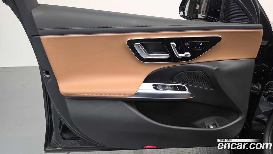 Mercedes-Benz E-Class 2025