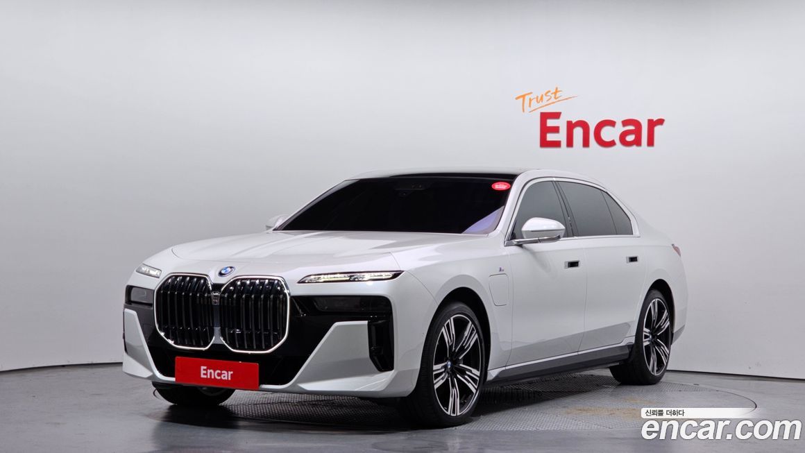 BMW 7-Series 2024