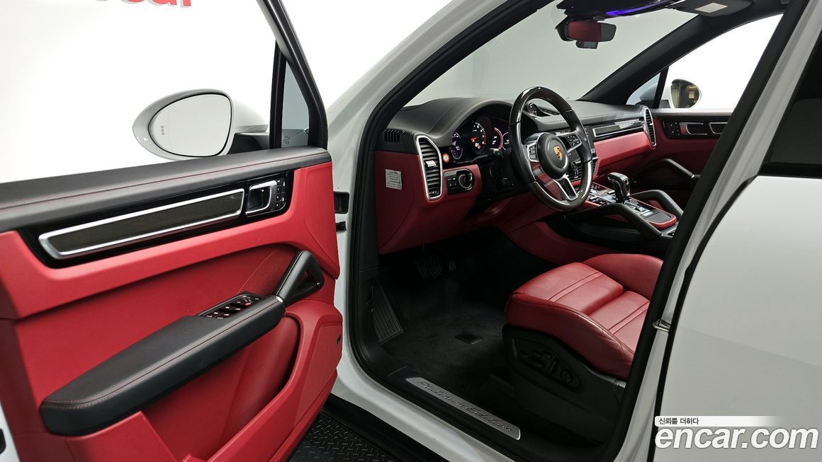 Porsche Cayenne 2022