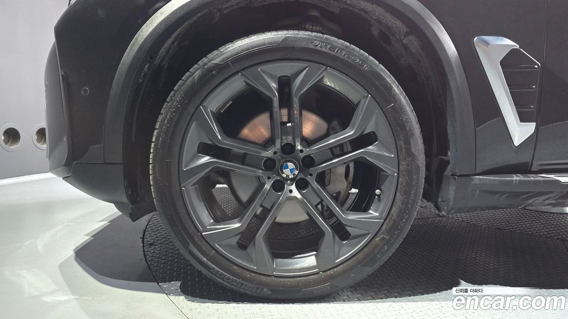 BMW X5 2024