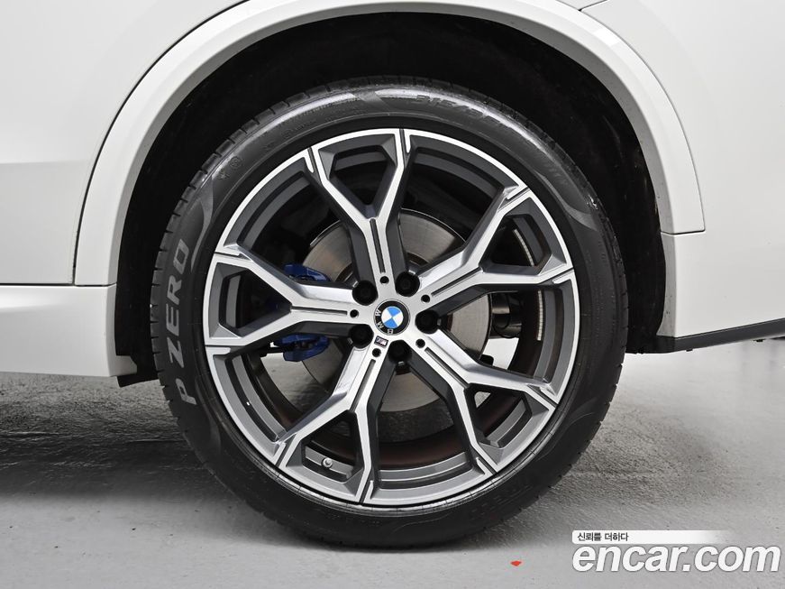 BMW X5 2023