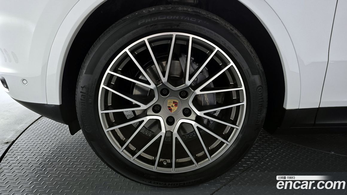 Porsche Cayenne 2022