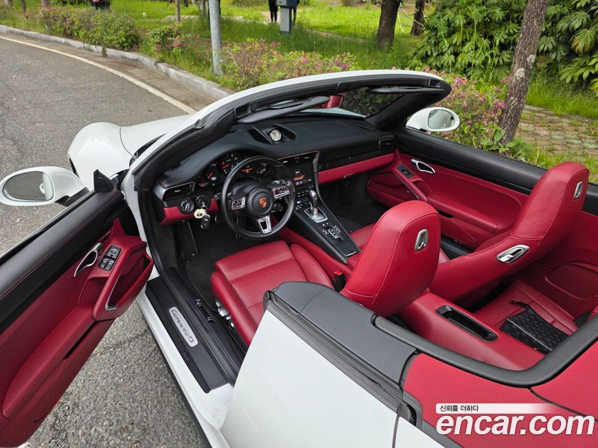 Porsche 911 2019