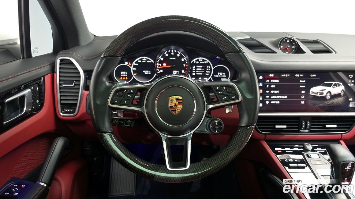 Porsche Cayenne 2022