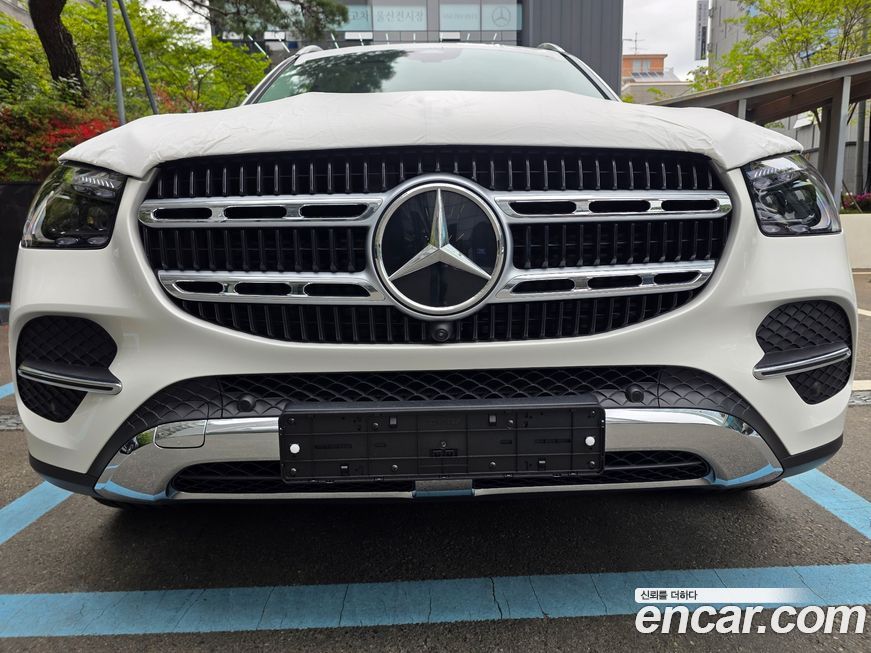 Mercedes-Benz GLE-Class 2026