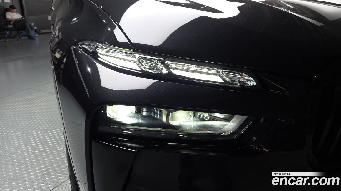 BMW X7 2025
