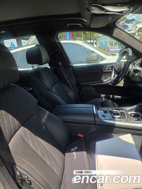 BMW X7 2025