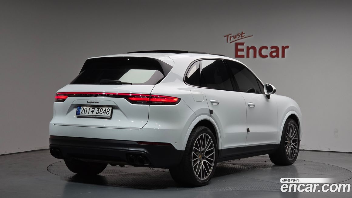 Porsche Cayenne 2022