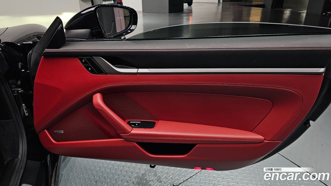 Porsche 911 2021