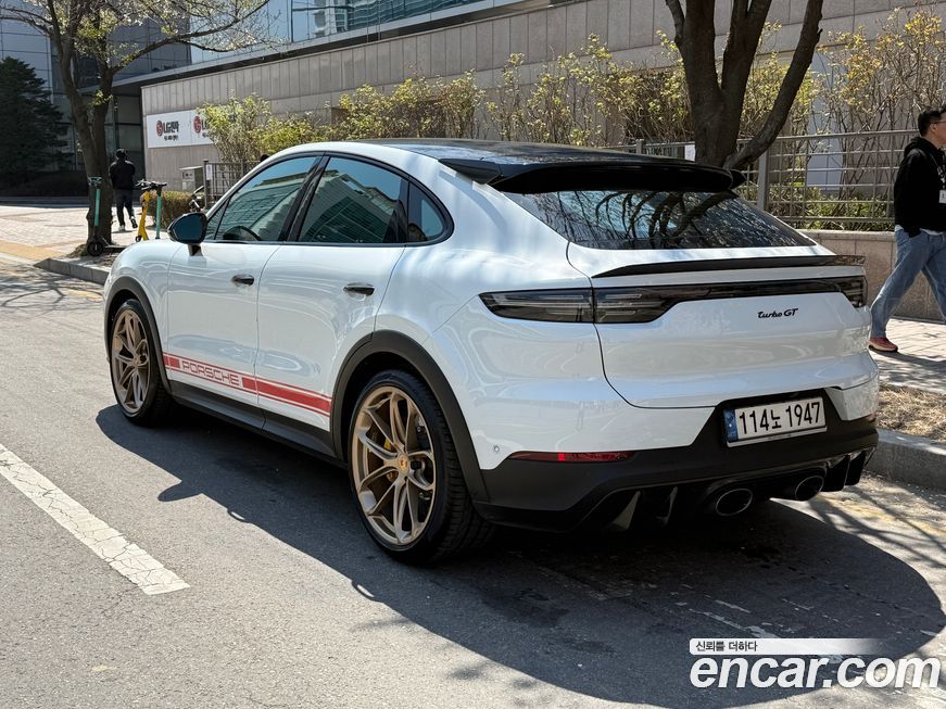 Porsche Cayenne 2022