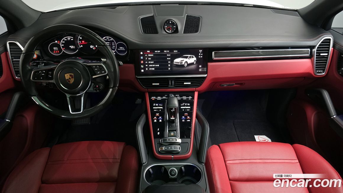 Porsche Cayenne 2022