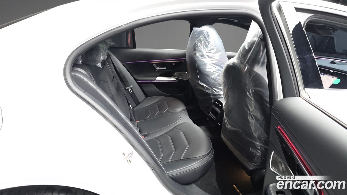 Mercedes-Benz E-Class 2025
