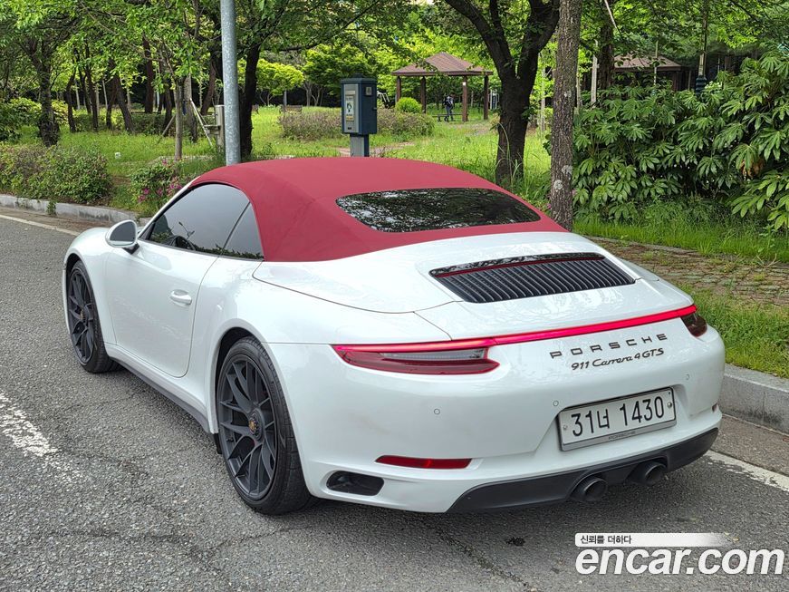 Porsche 911 2019