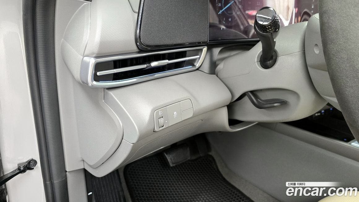 Hyundai AVANTE 2025