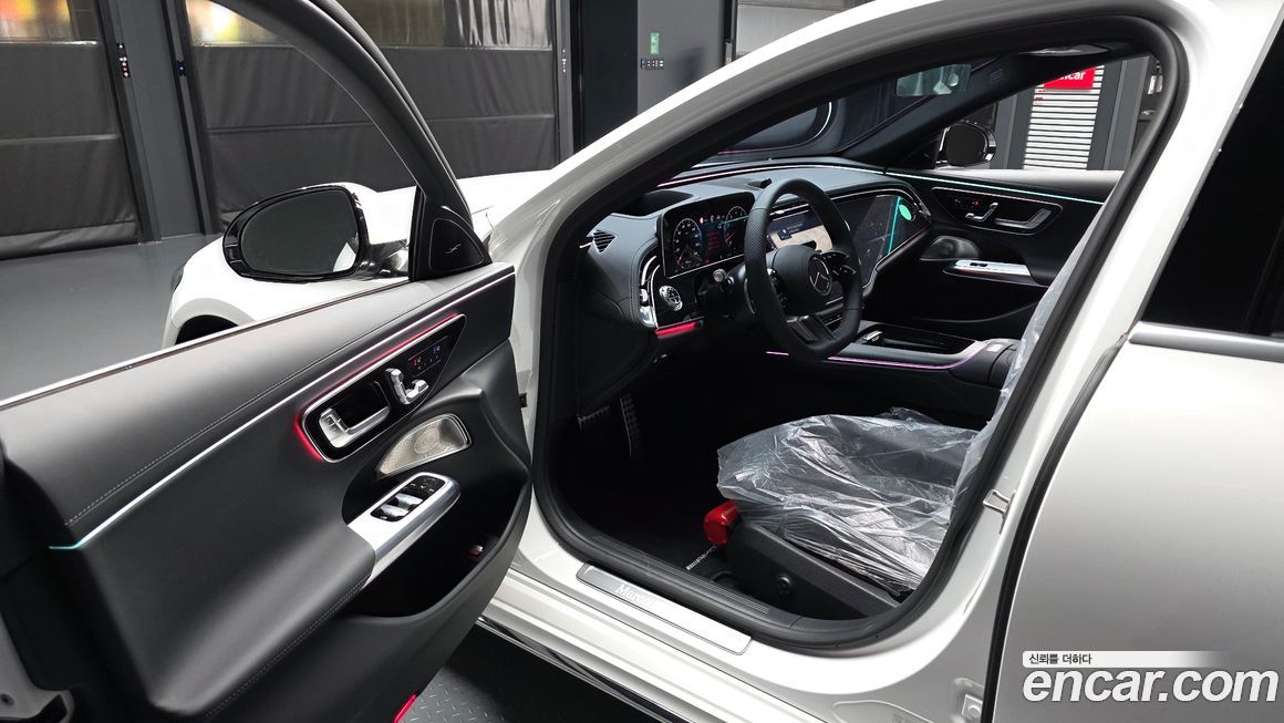 Mercedes-Benz E-Class 2025