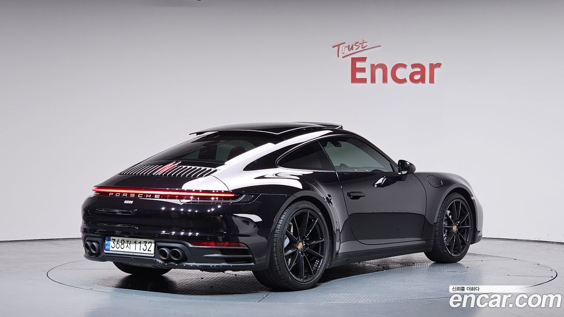 Porsche 911 2021