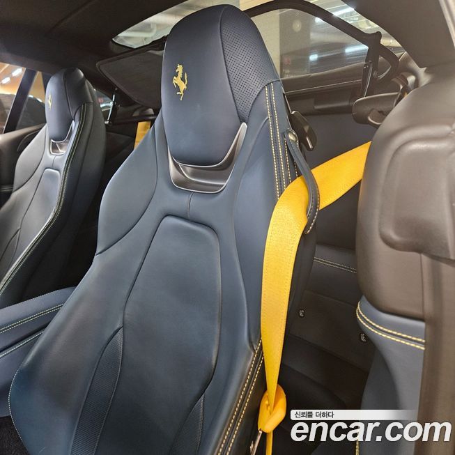 Ferrari Portofino 2019