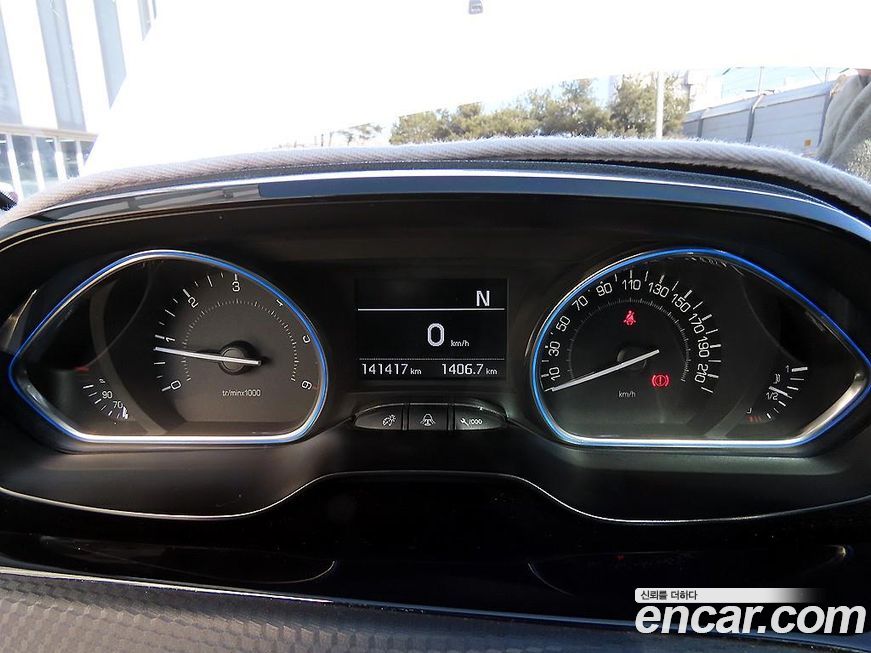 Peugeot 2008 2016