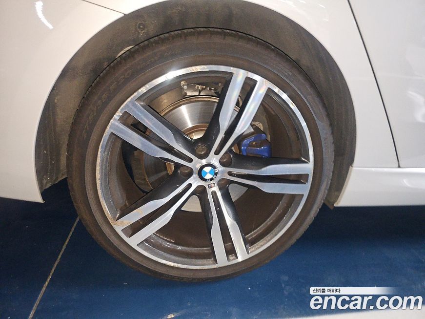 BMW Gran Turismo 2023