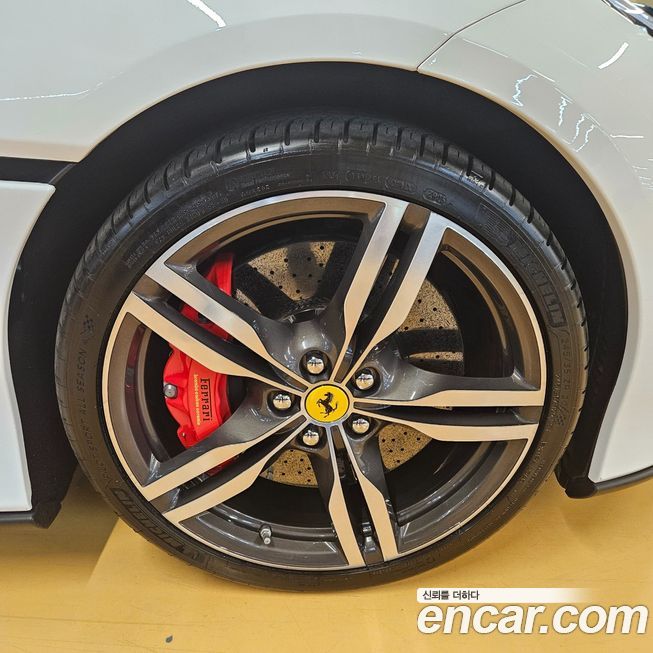Ferrari Portofino 2019
