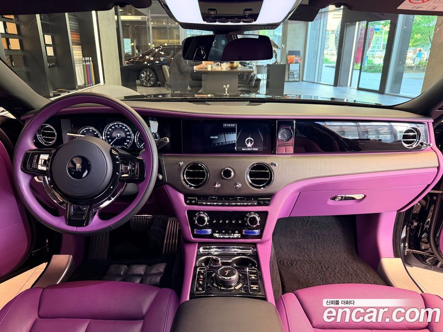 Rolls-Royce Ghost 2023