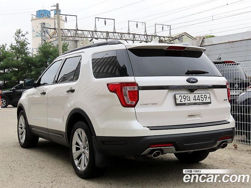 Ford Explorer 2019