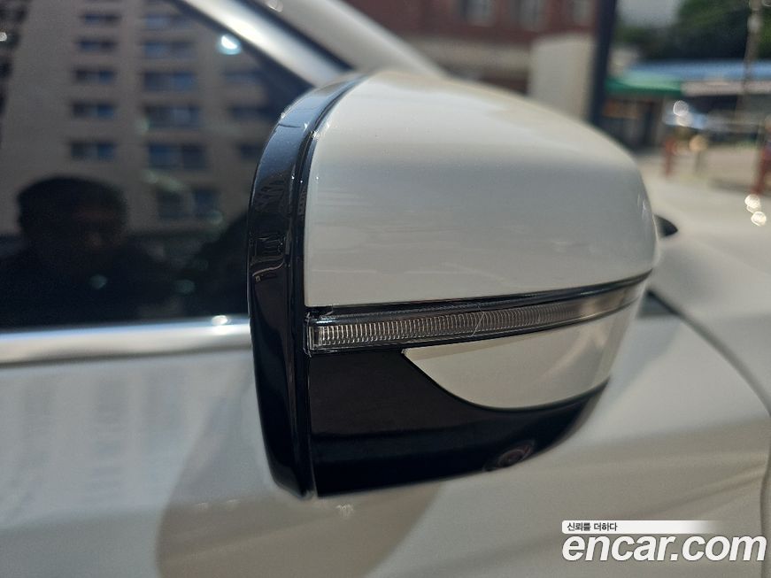 BMW 5-Series 2023