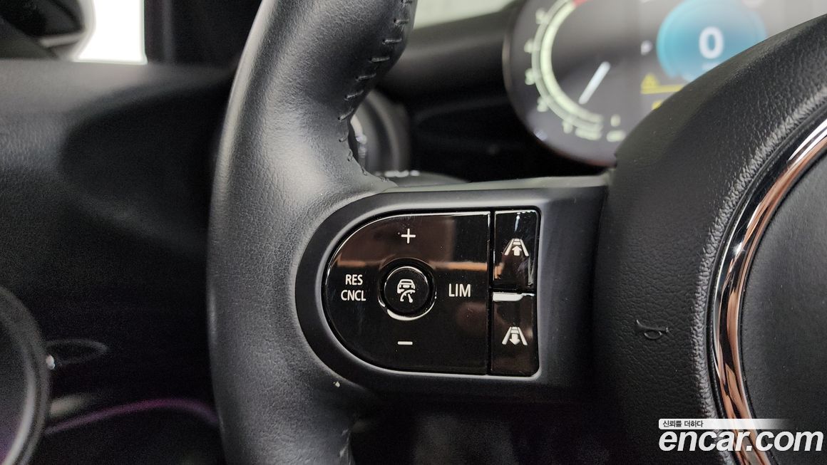 Mini Cooper Convertible 2022