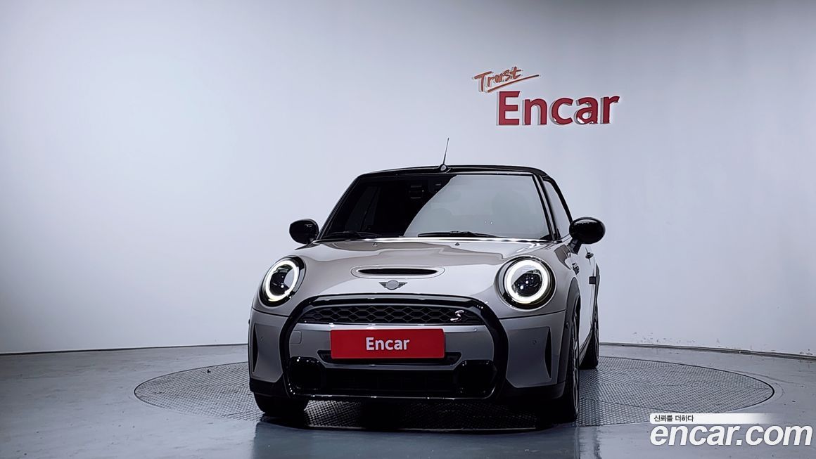 Mini Cooper Convertible 2022