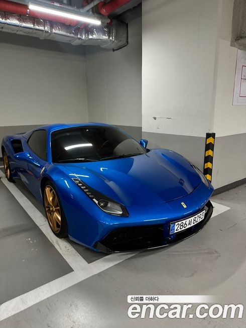 Ferrari 488 2018