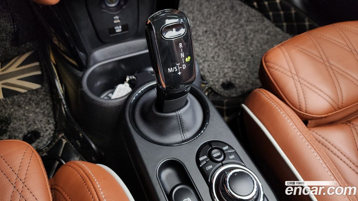 Mini Cooper Convertible 2022