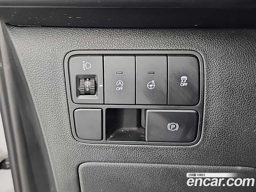 Hyundai Staria 2024