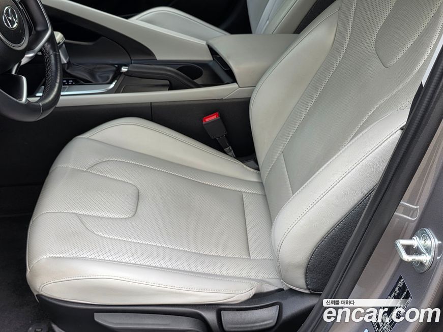 Hyundai AVANTE 2021