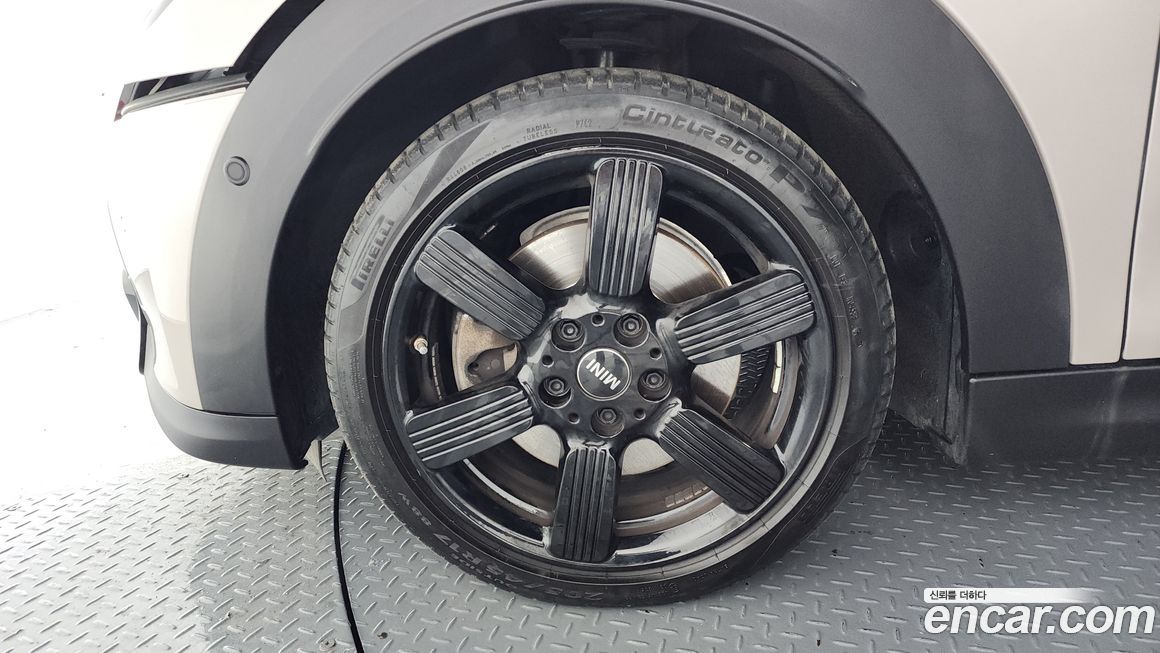 Mini Cooper Convertible 2022