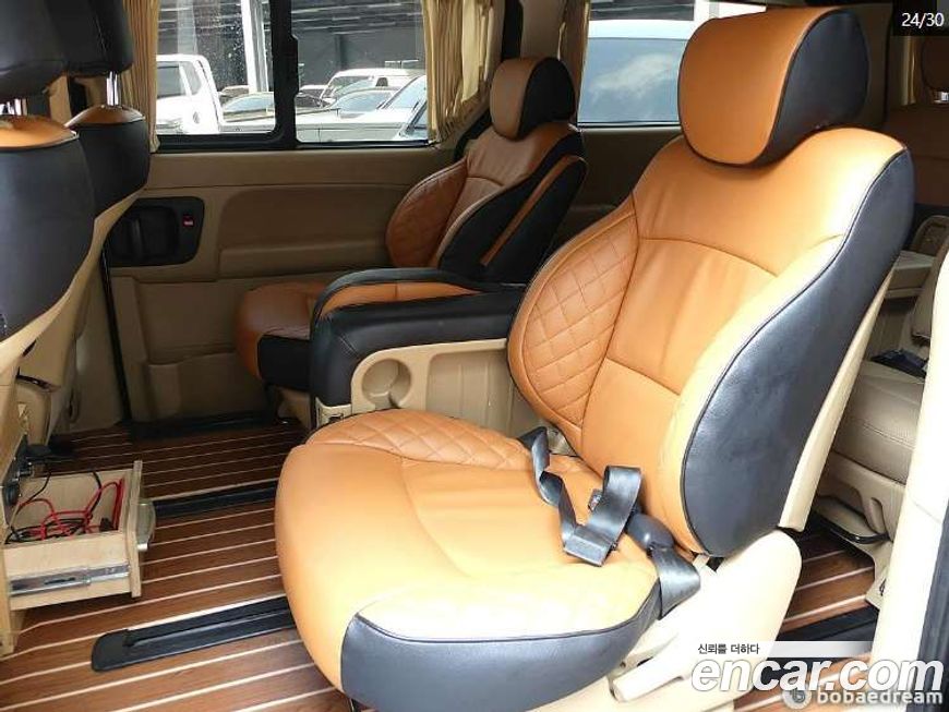 Hyundai Starex 2016