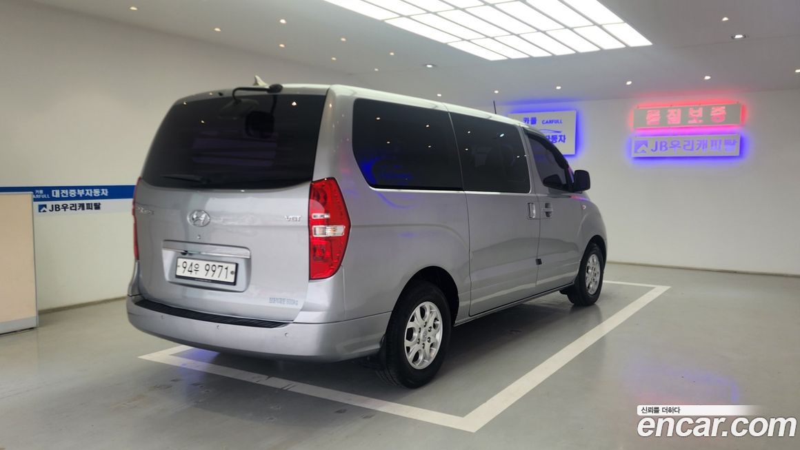 Hyundai Starex 2015