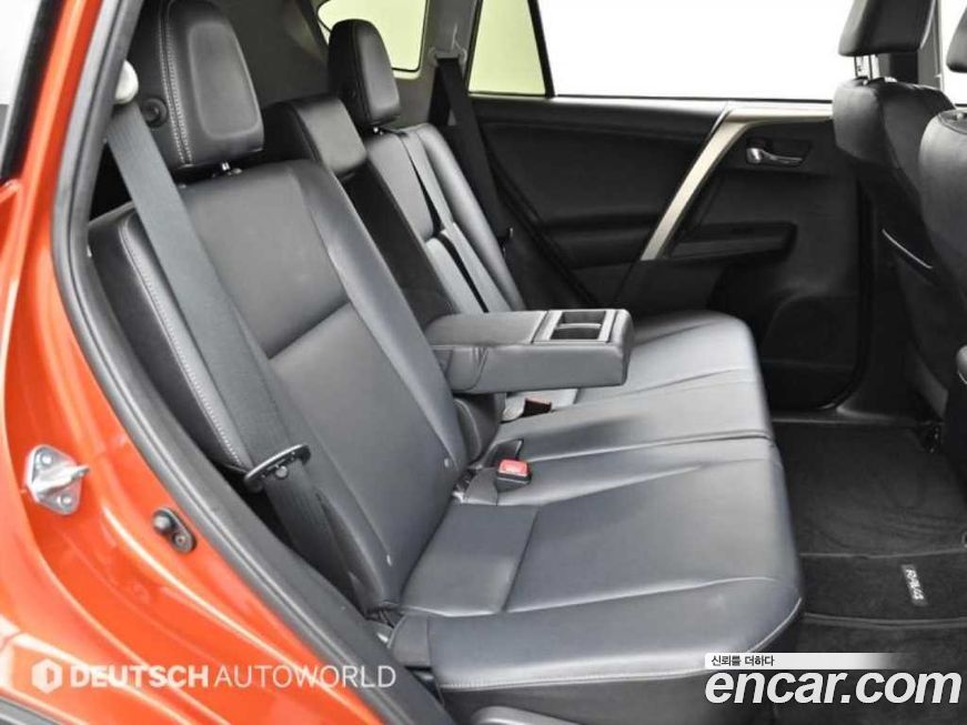 Toyota RAV4 2015