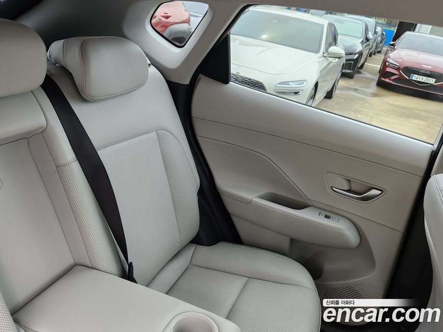 Hyundai Kona 2025
