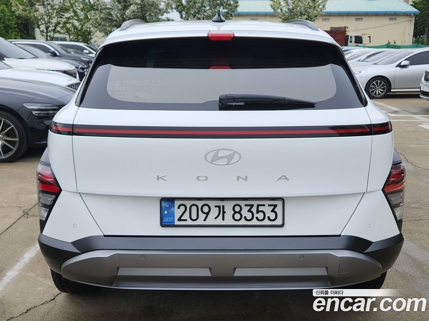 Hyundai Kona 2025