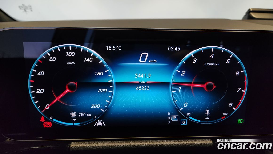 Mercedes-Benz GLA-Class 2021