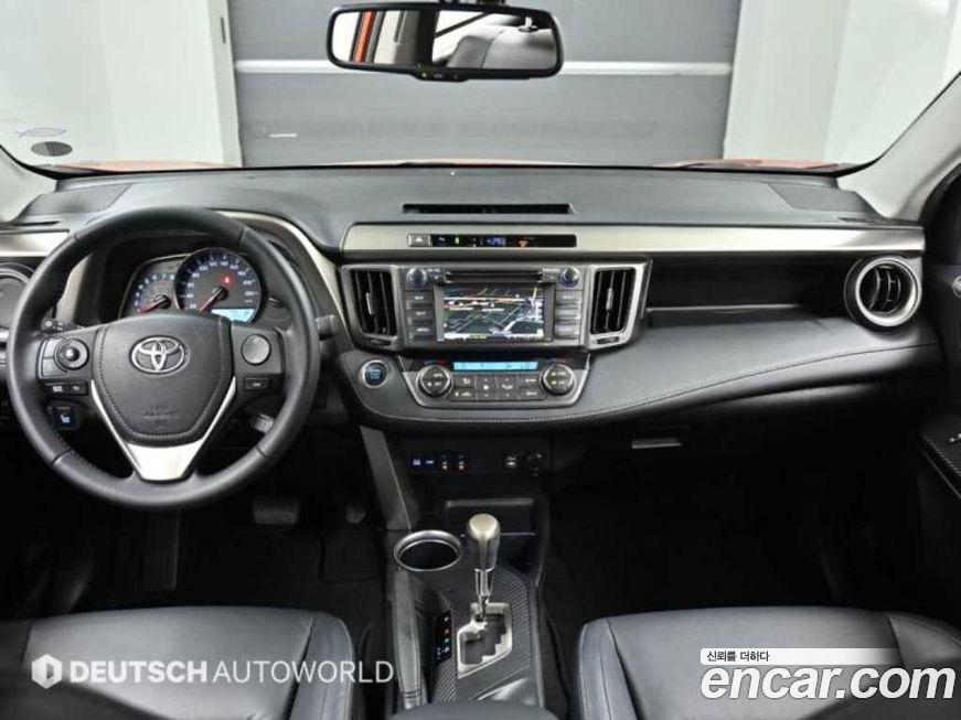 Toyota RAV4 2015