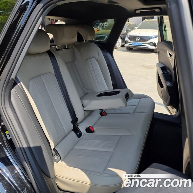Audi Q4 e-tron 2022