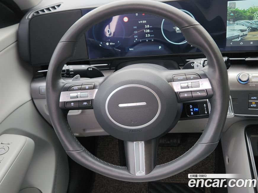 Hyundai Kona 2025