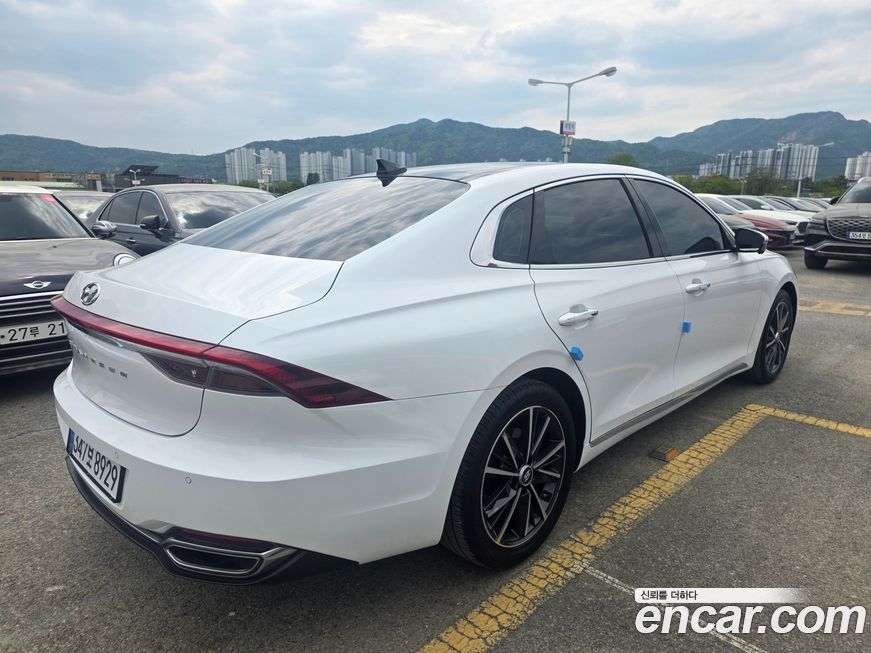 Hyundai Grandeur 2022
