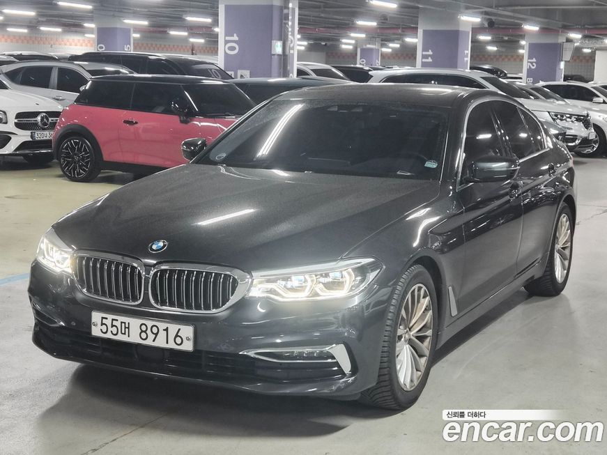BMW 5-Series 2019