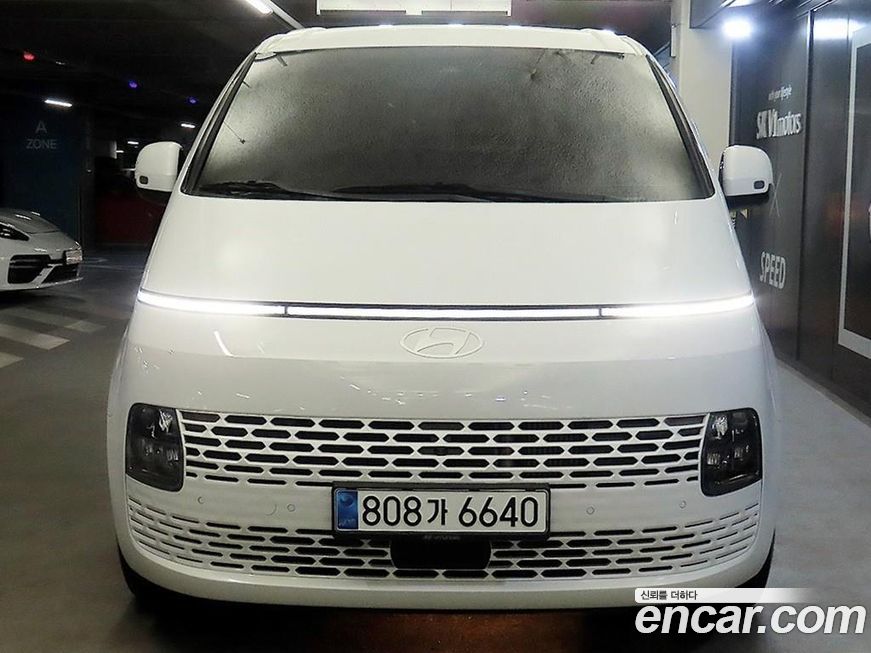 Hyundai Staria 2025