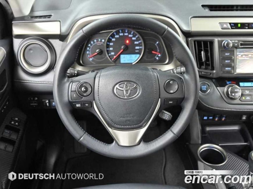 Toyota RAV4 2015