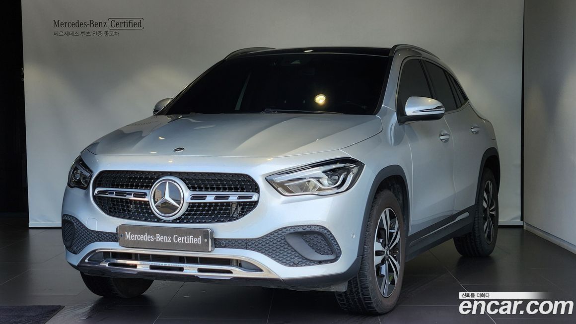 Mercedes-Benz GLA-Class 2021