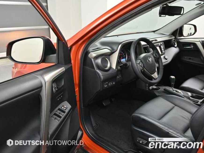 Toyota RAV4 2015