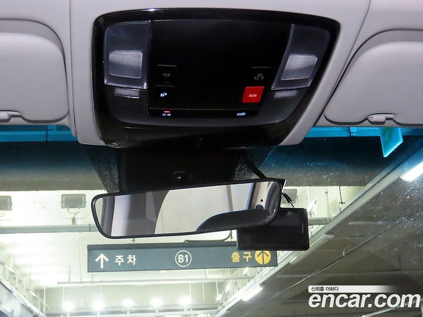 Hyundai Staria 2025